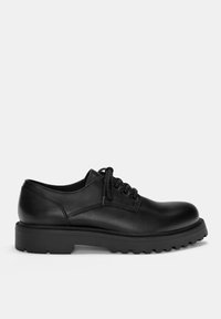 PULL&BEAR Obutev z vezalkami - black