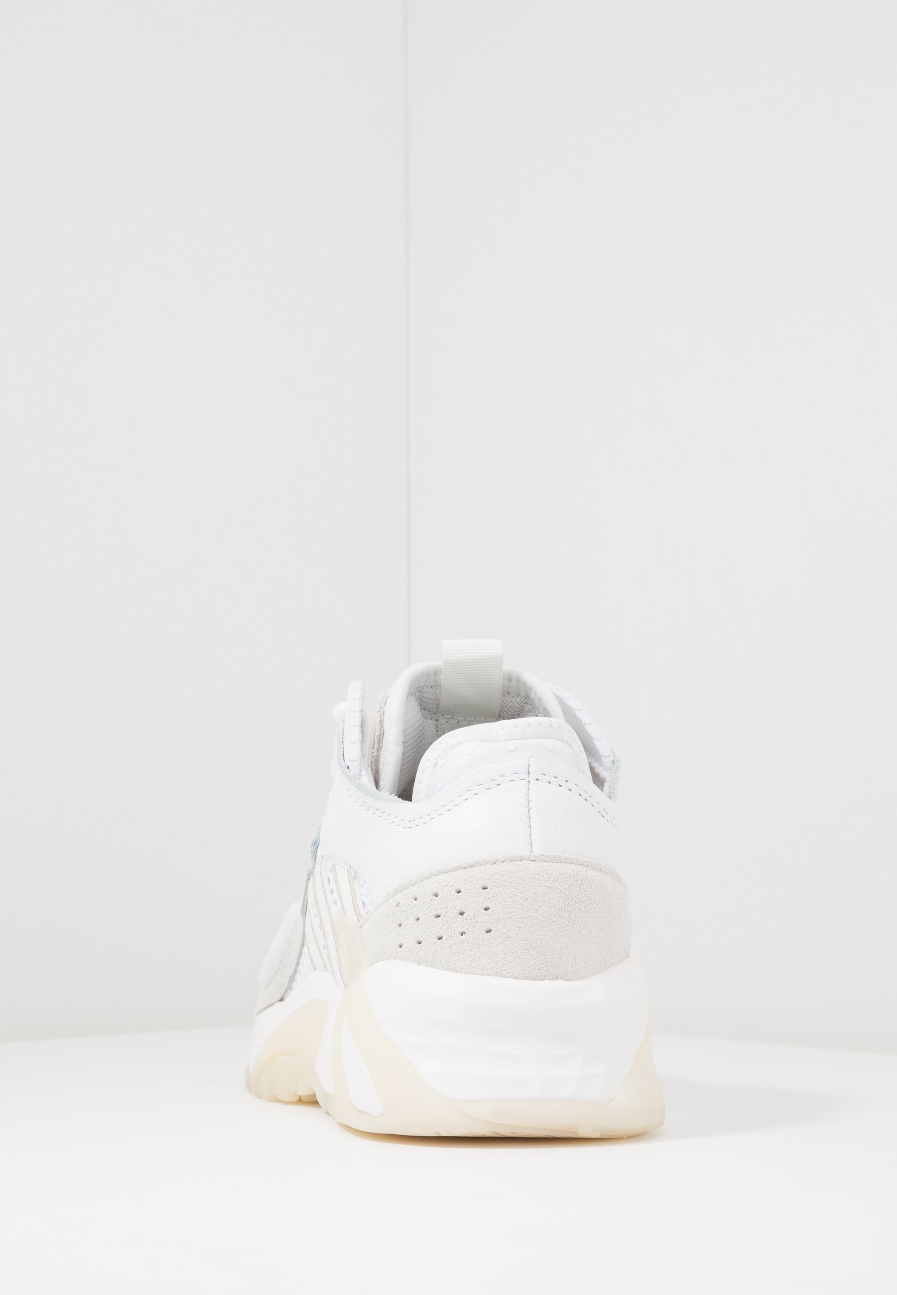 adidas Originals STREETBALL Joggesko footwear white adidas Originals STREETBALL Joggesko footwear white