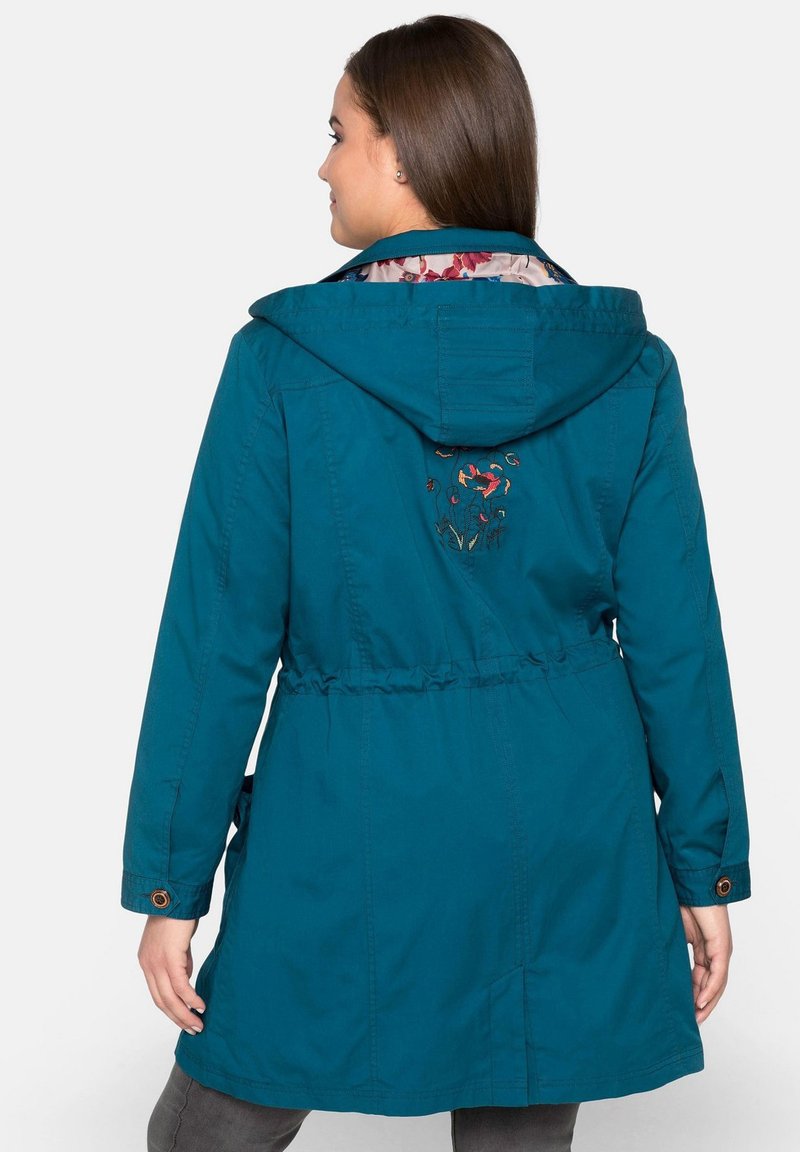 Target Dry Victoria Ladies Parka Pamela Scott, 50 OFF