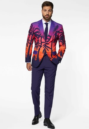 SET - Suit - miscellaneous
