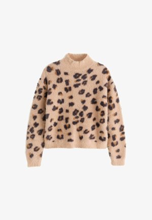 Beżowy futrzany sweter z czarnymi i brązowymi plamami w leopardzi wzór, z długimi rękawami i kołnierzem typu mock neck.