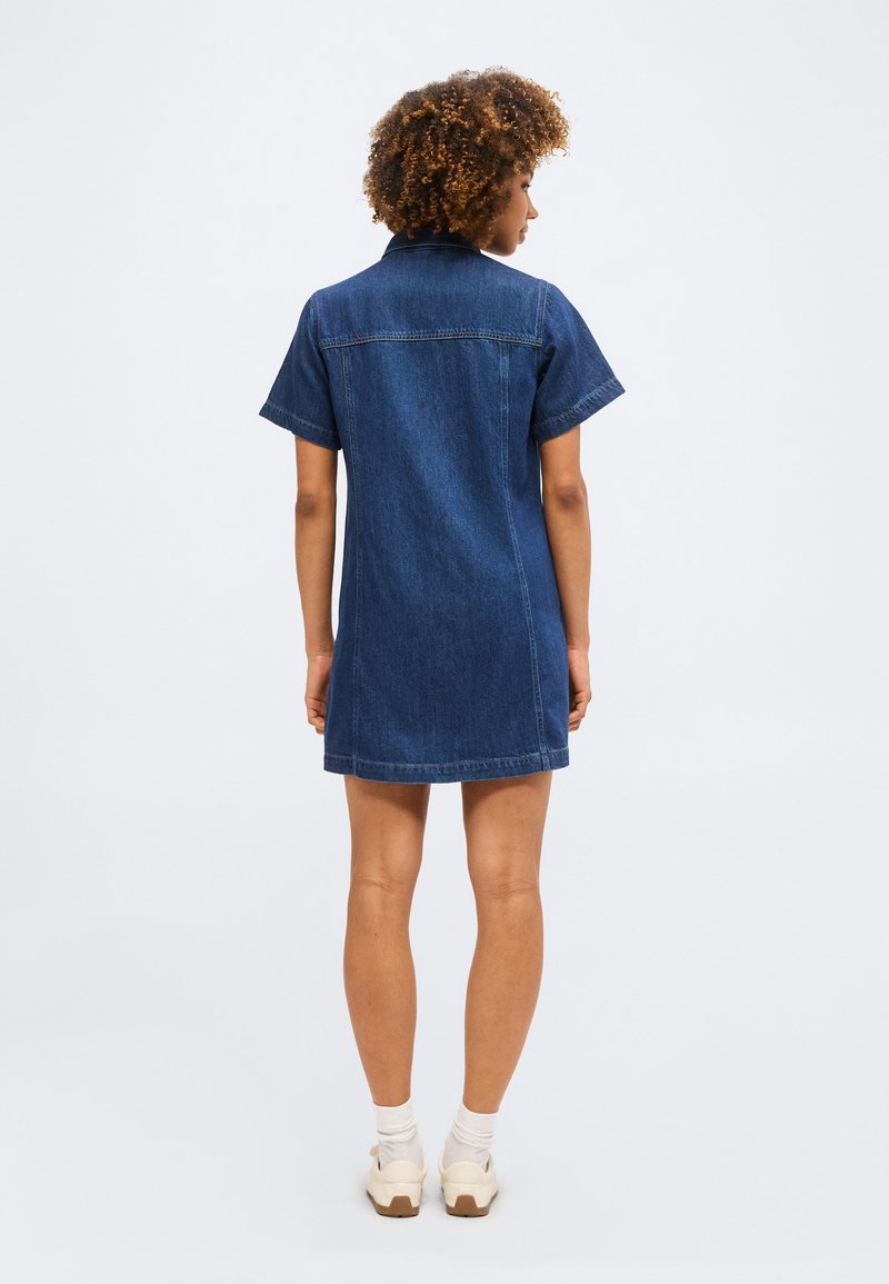 GAP SHANK FRONT SHIRTDRESS - Denimové šaty - dark wash