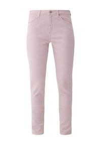 Jean slim fit rose clair pour femmes avec bouton devant, fermeture éclair et cinq poches sur fond blanc.