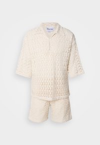 Heathe OLUROMBI SHORT SET - Poloshirts - cream