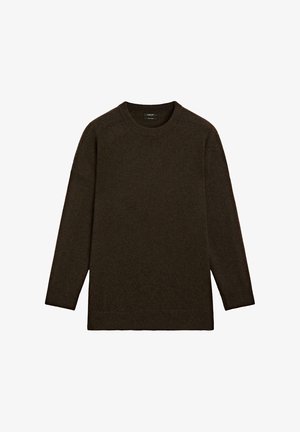 Mørkebrun strikket sweater med rund halsudskæring, lange ærmer og afslappet pasform. Blød tekstur og minimalistisk design. Ingen synlige mønstre.