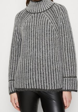 Jumper - grey
