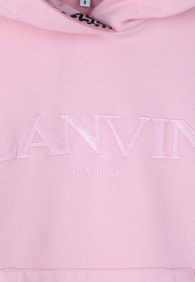 Felpa rosa realizzata in un tessuto morbido, con ricamata la scritta "LANVIN" e "PARIS" nello stesso colore sulla parte frontale.