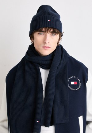 FLAG BEANIE & SCARF UNISEX SET - Sciarpa - space blue