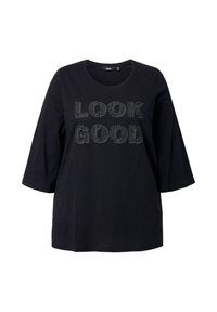 Zwart katoenen shirt met een ronde hals, driekwart mouwen en de tekst "LOOK GOOD" in sierlijke letters op de voorkant.