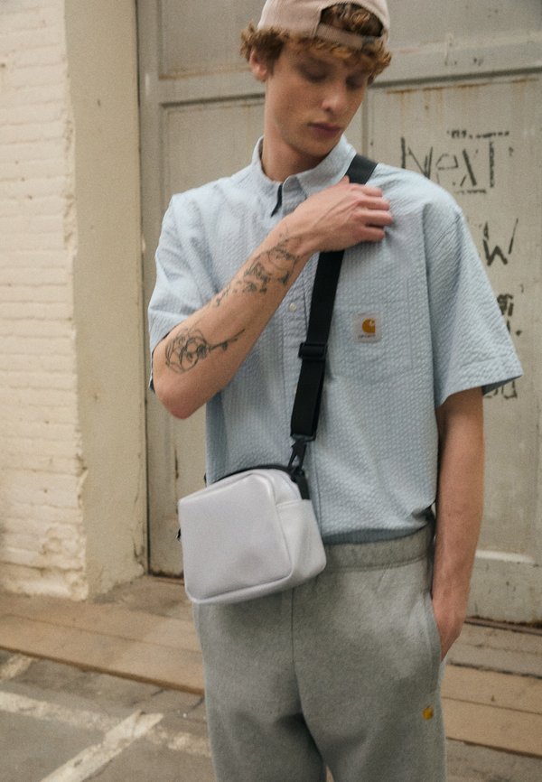 BOX BAG UNISEX - Cross body bag - galena