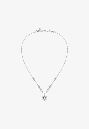 Collana d'argento con un pendente rotondo al centro traforato, accentuata da piccoli anelli circolari e una catena con chiusura regolabile.