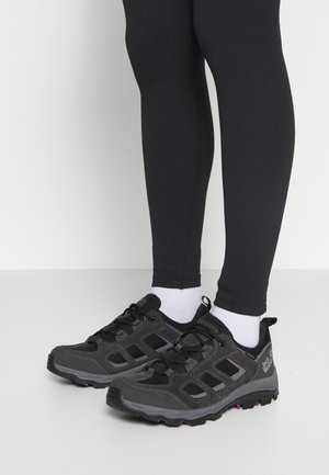 VOJO 3 TEXAPORE LOW W - Trekingové boty - dark steel/purple