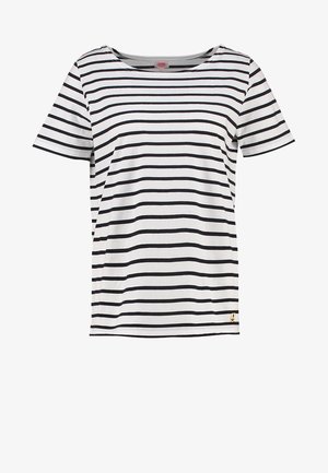 Hvid t-shirt med korte ærmer og sorte horisontale striber, rund halsudskæring og lille logo detalje nederst til højre. Blød stoftekstur.