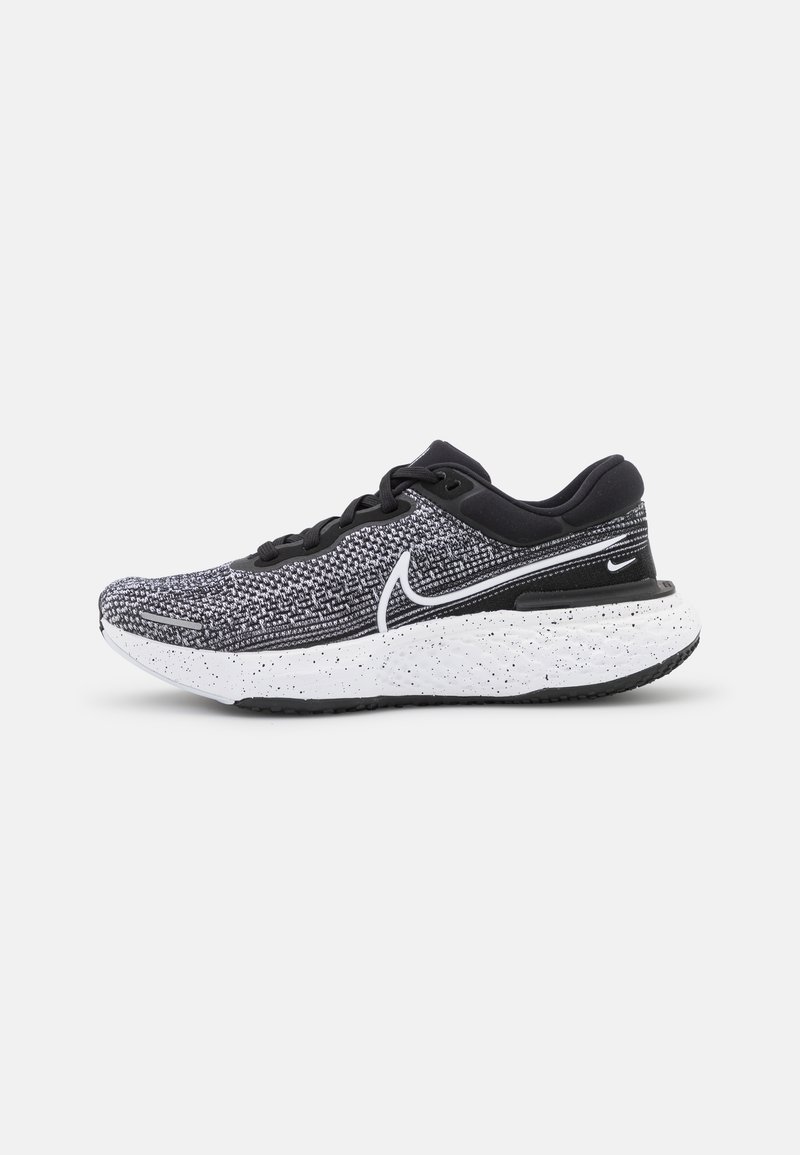 Herren Laufschuhe | Nike Performance ZOOMX INVINCIBLE RUN Laufschuh Neutral white/black/weiß - YZ83919 Herren Laufschuhe | Nike Performance ZOOMX INVINCIBLE RUN Laufschuh Neutral white/black/weiß - YZ83919