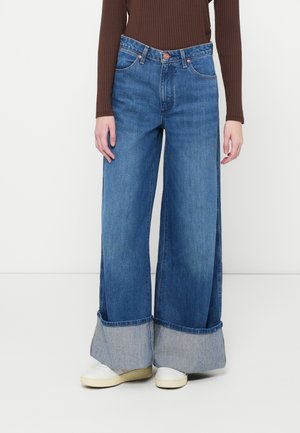 CUFFED TROUSER - Wide leg - blue denim