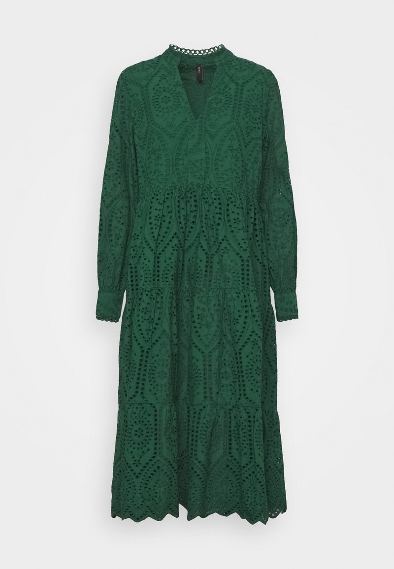 Dunkelgrünes, langärmliges Midikleid mit Lochstickerei, V-Ausschnitt, gestuftem Rock und gewellten Abschlüssen an Ärmeln und Saum.