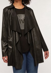 Fiorella Rubino Kort kappa / rock - black