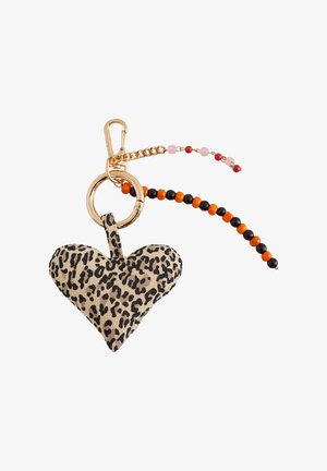 Porte-clés doré avec un pendentif en forme de cœur imprimé léopard et deux rangées de perles aux couleurs noir, orange, rose et rouge, attachés à une chaîne.