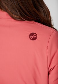 PYUA Outdoorová bunda - light red