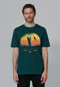 watapparel ANGLER - T-shirt print - glazed green