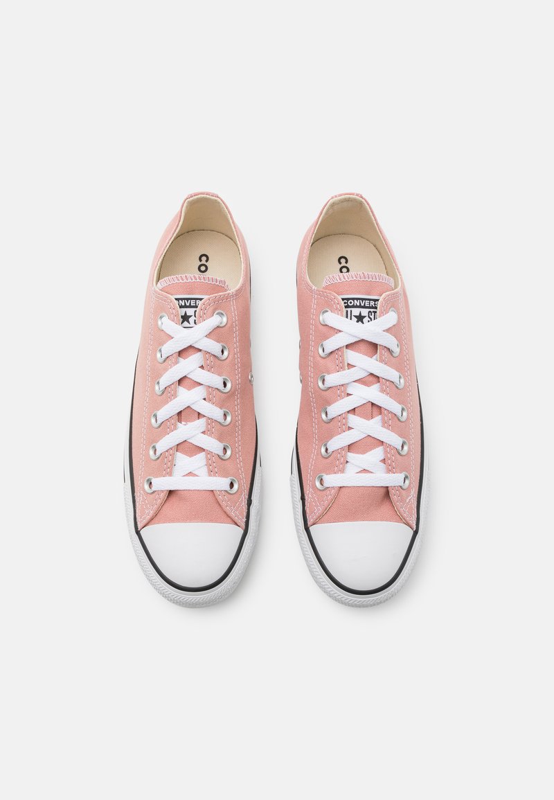 converse chucks koralle