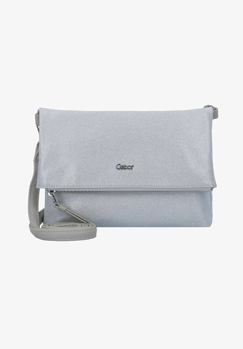 Sac bandoulière argent-gris avec une finition texturée, doté d'une poche zippée et d'une sangle réglable. Logo affiché à l'avant.