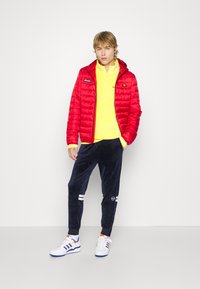 Ellesse LOMBARDY - Casaco de inverno - dark red