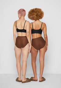 Chantelle HIGH WAIST BRIEFS - Slip - noyer