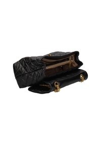 Borsa a tracolla in pelle trapuntata nera con una catena dorata, che mostra una tasca interna con zip e un rivestimento in tessuto liscio. Presenta doppie compartimenti.