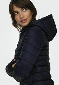 ONLY ONLTAHOE HOOD JACKET - Lagana jakna - sky captain