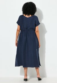 Ulla Popken DRAWSTRING V-NECK DRESS - Jurk - universe