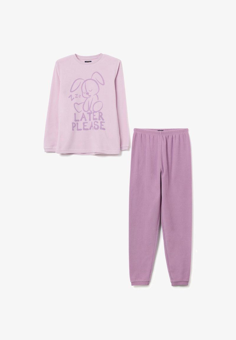 Ensemble de pyjama lilas avec un haut à manches longues arborant un graphique de lapin dormant et le texte "PLUS TARD S'IL VOUS PLAÎT", accompagné de pantalons assortis à taille élastique.