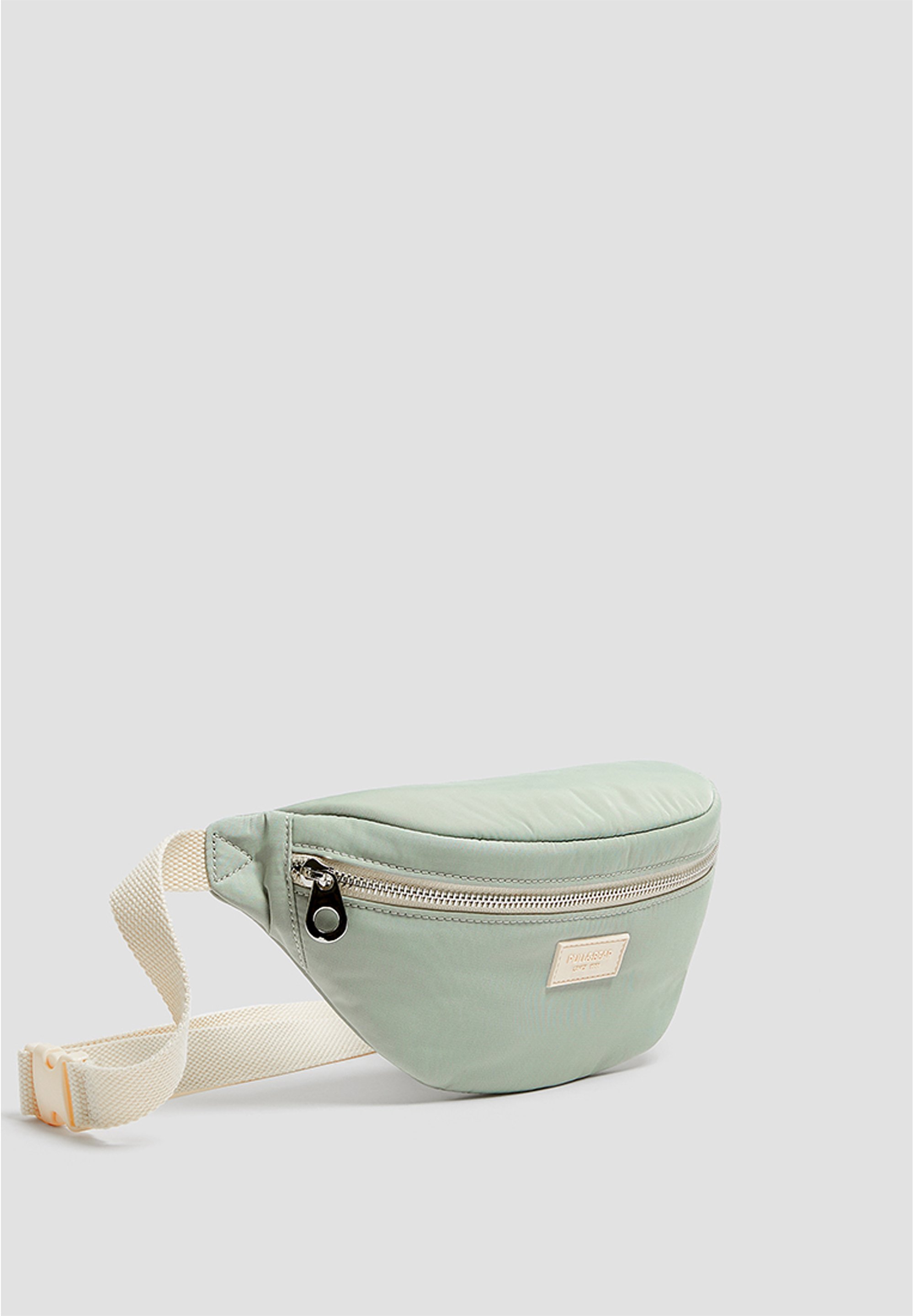 banane pull and bear