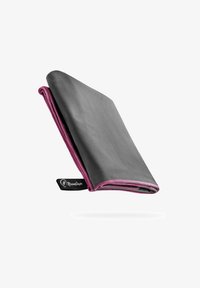 Selected, grau pinker rand