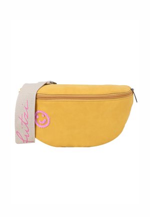 Gelbe Gürteltasche mit beigem Riemen, auf dem rosa Handschrift und ein kleines rosa Smiley in der Nähe des Reißverschlusses gestickt sind.