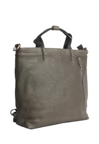 Borsa tote in pelle grigia con finitura texturizzata, manici superiori e tasca laterale con zip. Presenta hardware metallico e una forma strutturata.