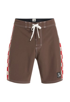 Bruna badshorts med vit söm och snörning i fronten. Röd och krämfärgad rutmönster på sidan. Har en logopatch.