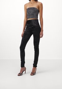 Gestuz Legging (type pantalon) - black