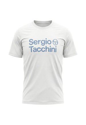 Biele tričko s krátkym rukávom, s bledomodrým nápisom "Sergio Tacchini" a kruhovým logom umiestneným v strede na hrudi.
