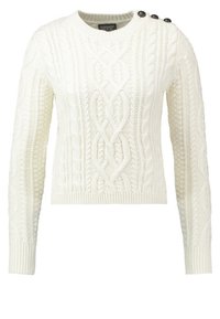 Pull en maille torsadée blanc avec manches longues et trois gros boutons foncés sur l'épaule gauche.