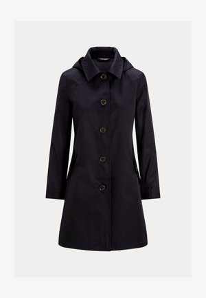 Must must põlveni pikk mantel pikkade varrukate, krae, viie eesnupu ja varjatud kapuutsiga, esitatud lihtsal taustal.