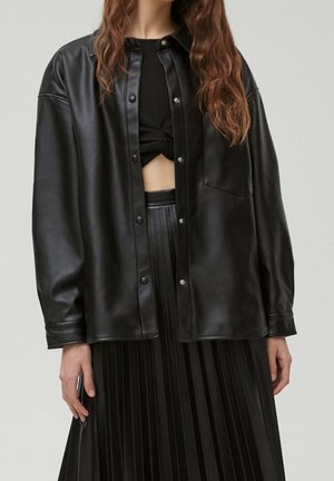 Giacca in similpelle - black