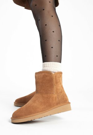 Winter boots - chestnut
