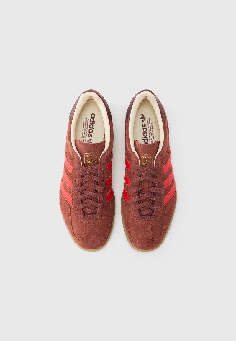 adidas gazelle silver green womens Comprar Adidas Gazelle Indoor Marrón Rosa al mejor precio online – SELECT  STORE main image 1