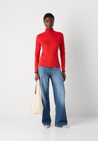 Marc Cain Langarmshirt - cranberry