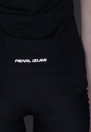 Black cycling jersey with a fitted design, featuring a horizontal seam and "PEARL iZUMi" logo in white on the back. Smooth texture.