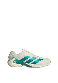 Weißer Sportschuh mit türkisfarbenem Drei-Streifen-Design, gepolsterter Sohle und Mesh-Obermaterial, seitlich auf weißem Hintergrund betrachtet.