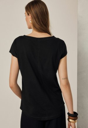 Next, REGULAR FIT - GROWN ON CAP SLEEVE T-SHIRT - Basic T-shirt - black