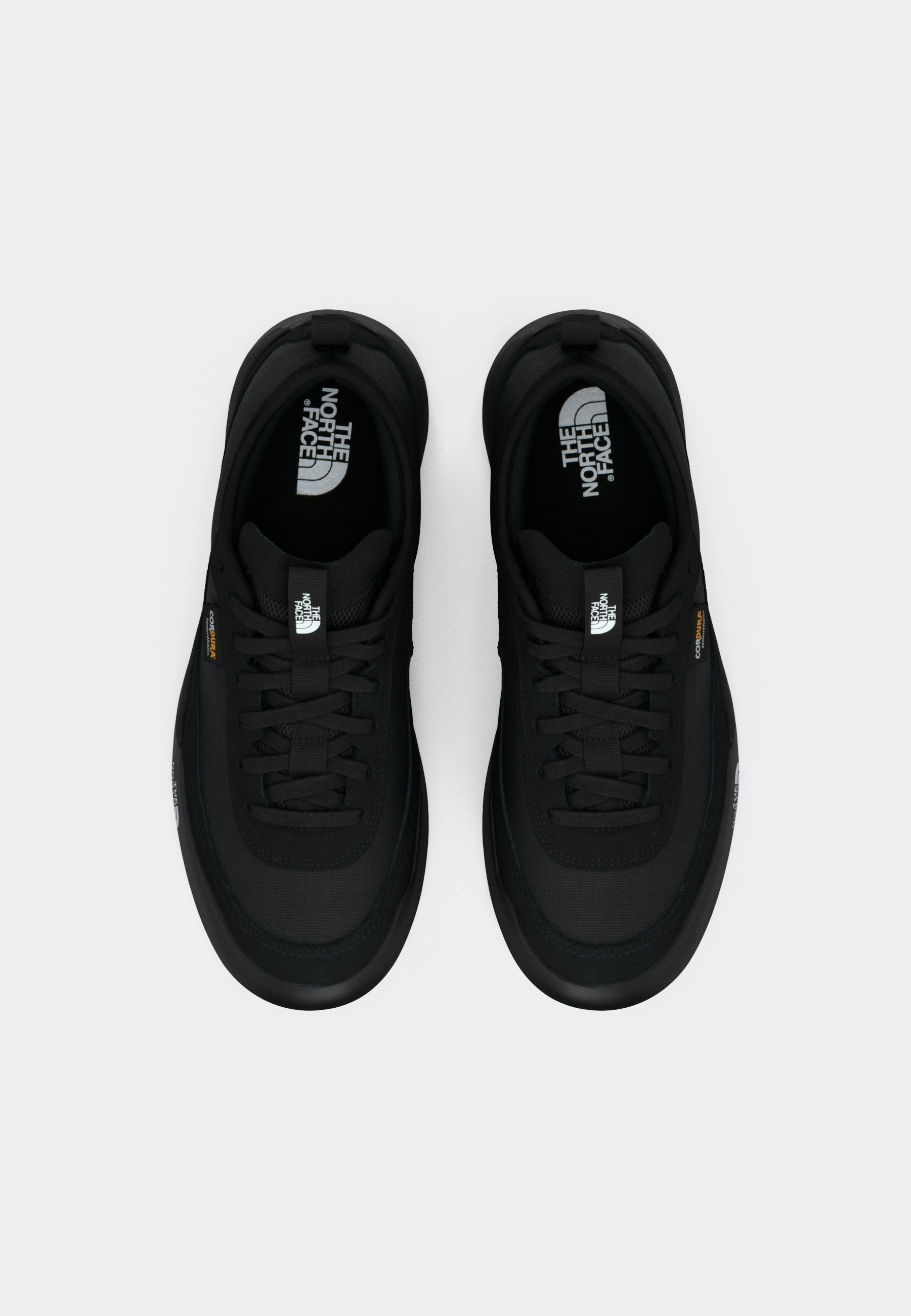 The North Face CLYFFE UNISEX - Sneakers low - black/negru - Zalando.ro