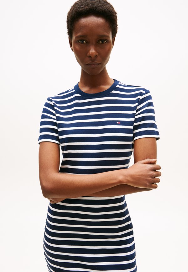 NEW CODY SLIM  - Jerseykleid